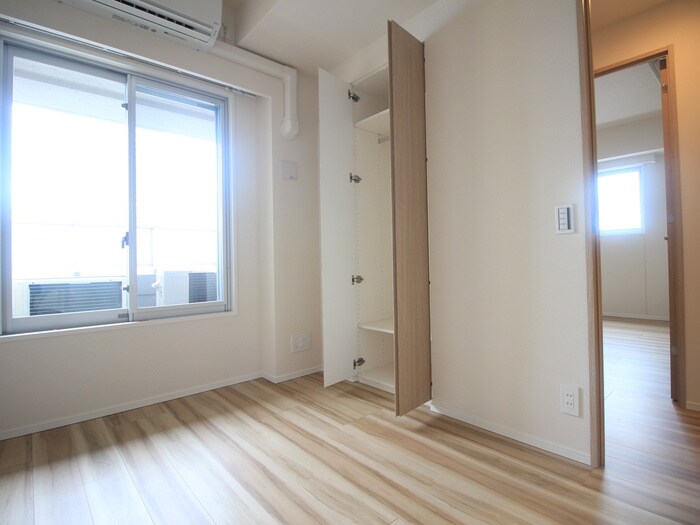 物件内観写真10　(居室)