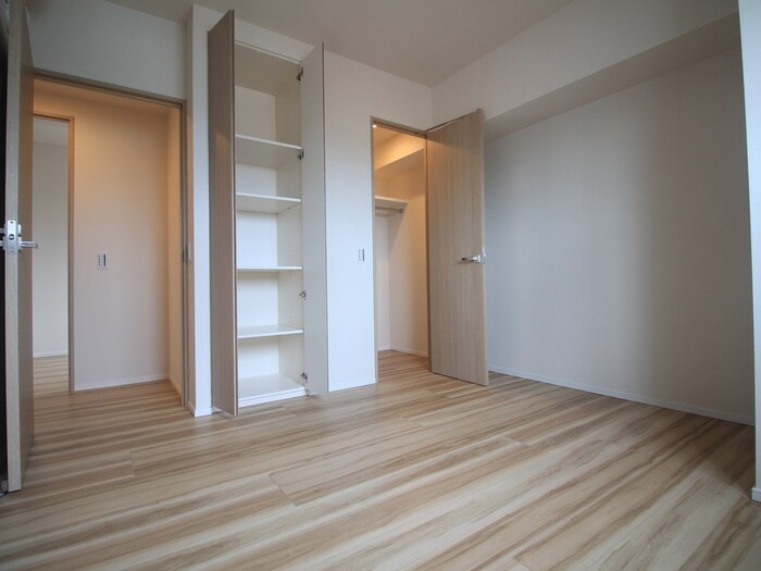 物件内観写真11　(居室)