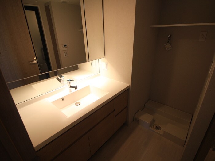 物件内観写真15　(洗面)