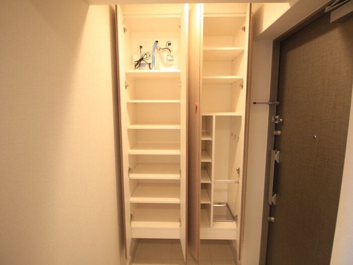 物件内観写真20　(靴箱)