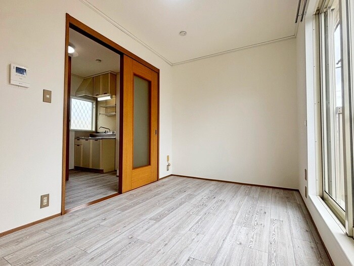 物件内観写真9　(居室)