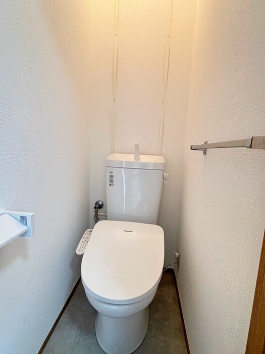 物件内観写真13　(トイレ)