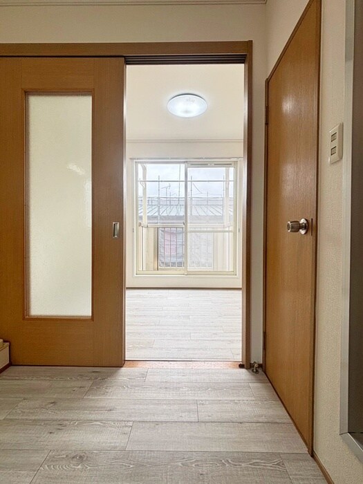 物件内観写真19　(廊下)