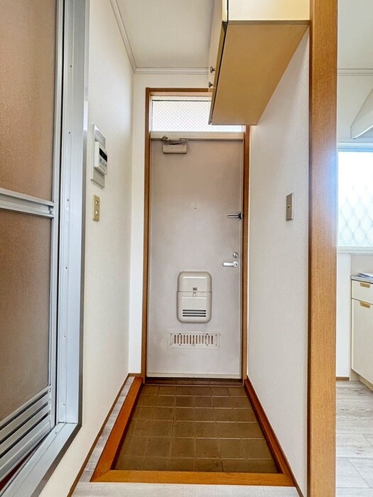 物件内観写真20　(玄関)