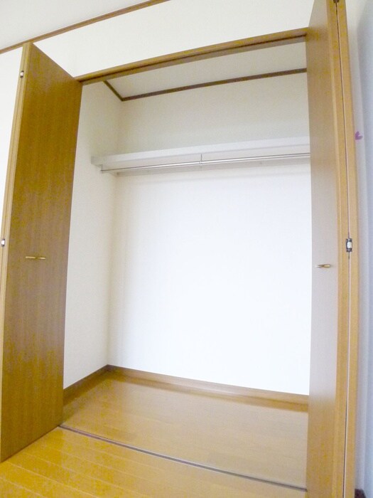 物件内観写真10　(収納)