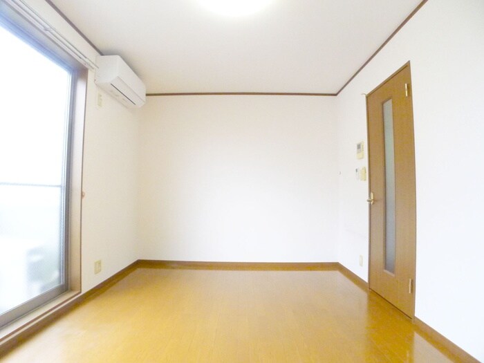 物件内観写真16　(居室)