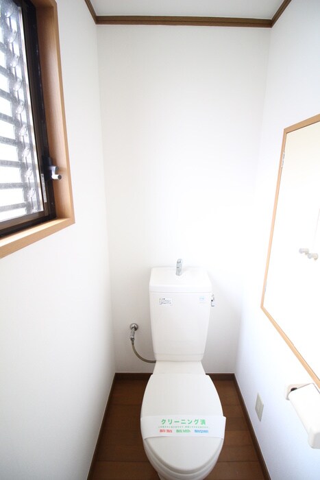 物件内観写真8　(トイレ)