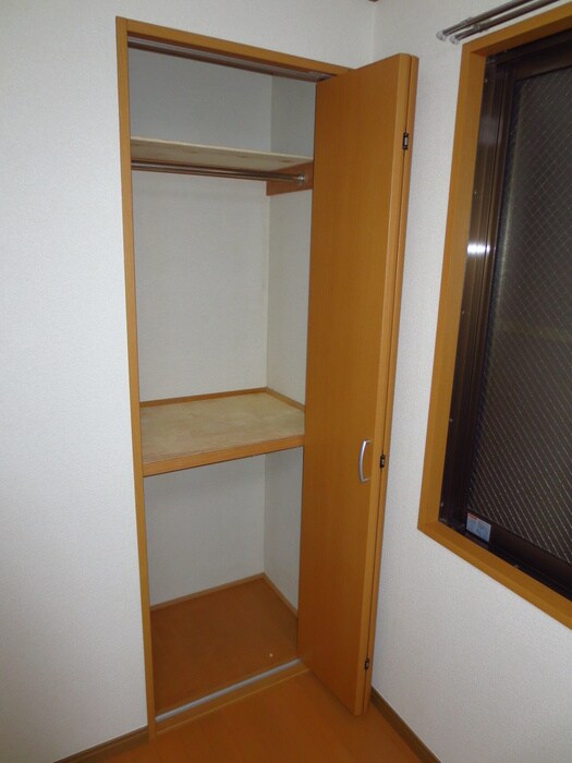 物件内観写真10　(収納)