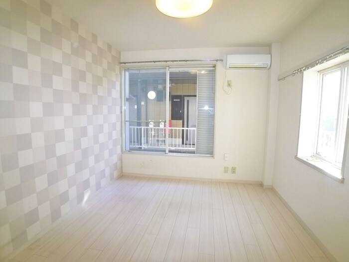 物件内観写真7　(居室)