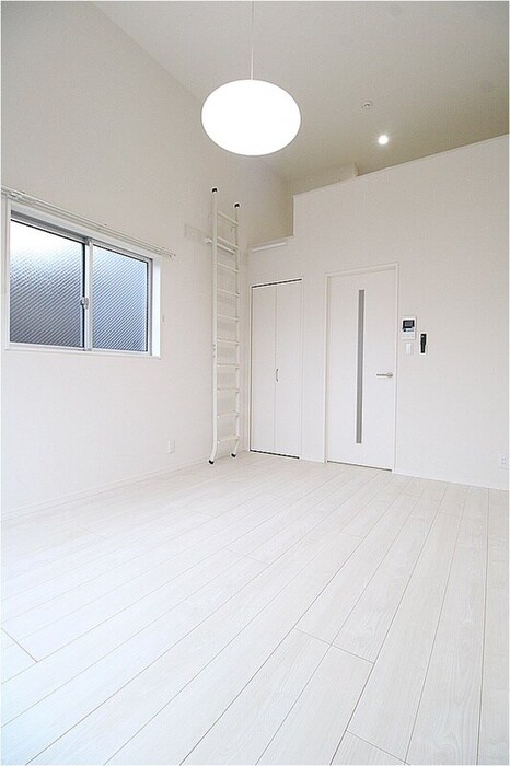 物件内観写真6　(居室)