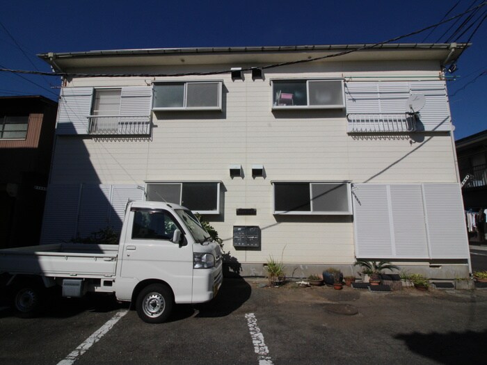 物件外観写真2　(外観写真)