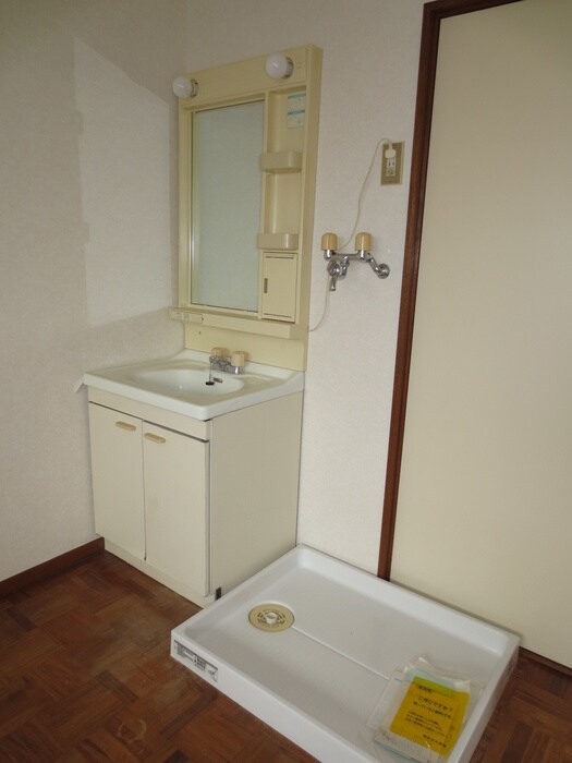 物件内観写真10　(洗面)