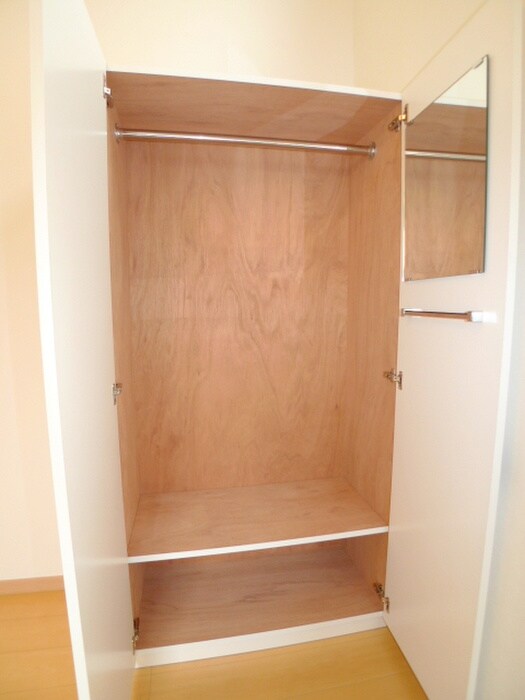 物件内観写真11　(収納)