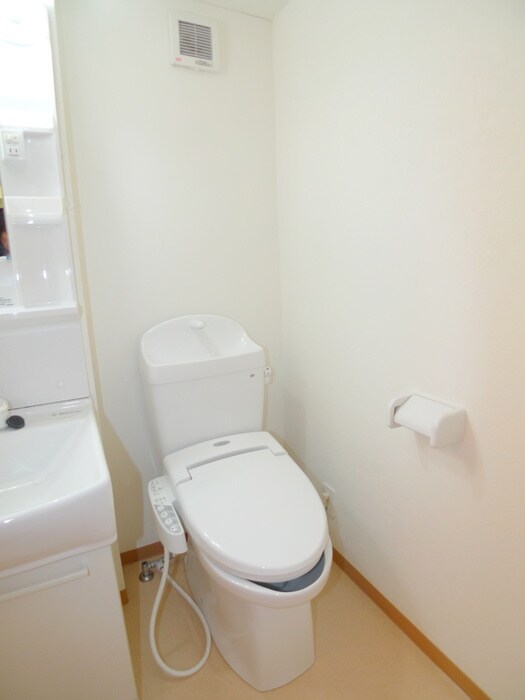 物件内観写真13　(トイレ)