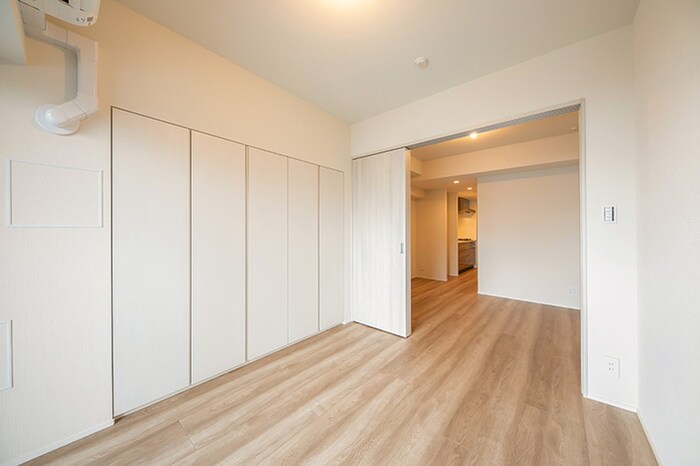 物件内観写真8　(居室)