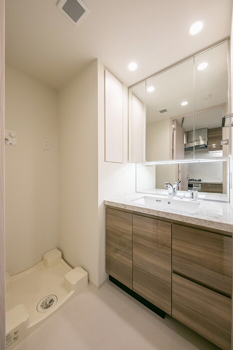 物件内観写真11　(洗面)