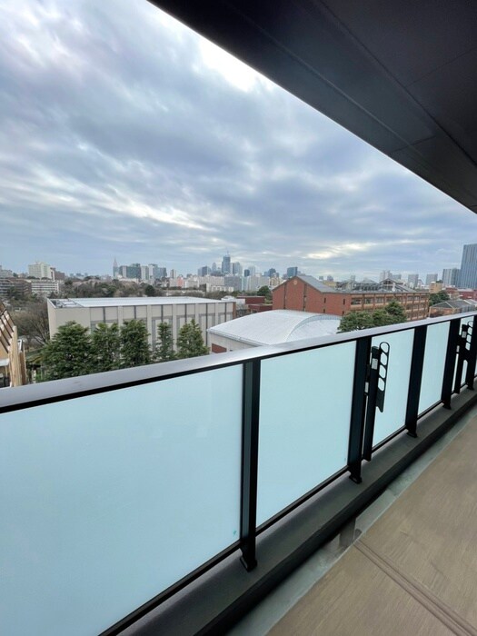 物件内観写真11　(室内からの展望)