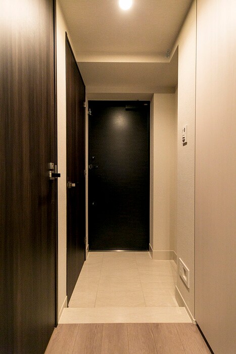 物件内観写真16　(玄関)