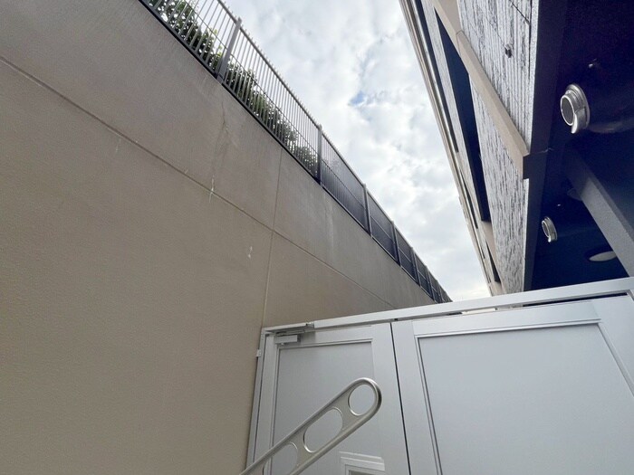 物件内観写真16　(室内からの展望)