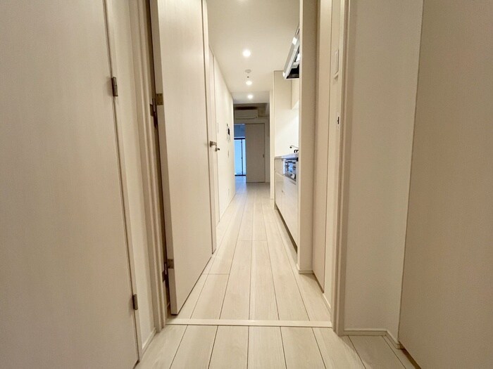 物件内観写真20　(廊下)