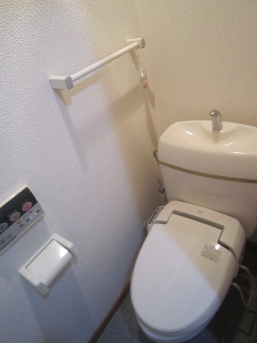 物件内観写真12　(トイレ)