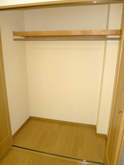 物件内観写真9　(収納)