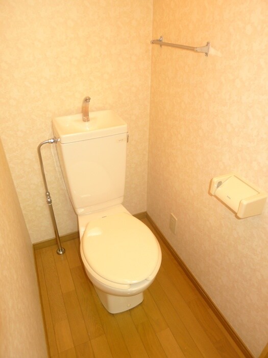 物件内観写真15　(トイレ)