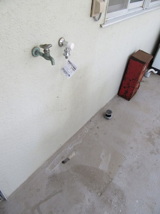 物件内観写真11　(洗濯機置場)