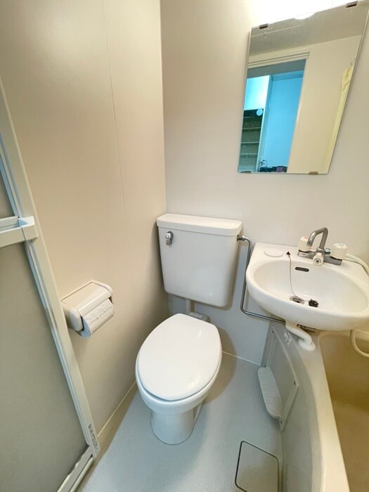 物件内観写真12　(トイレ)