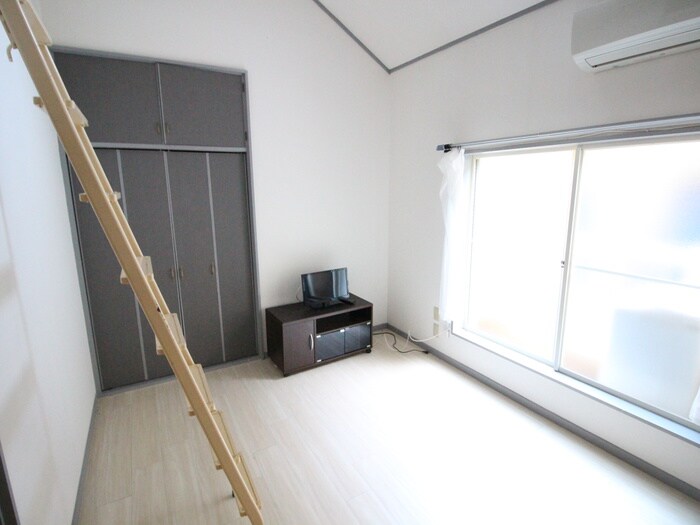 物件内観写真15　(居室)