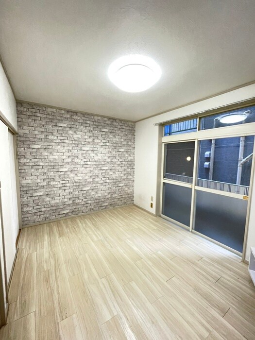 物件内観写真18　(居室)