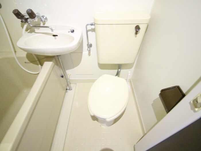 物件内観写真18　(トイレ)