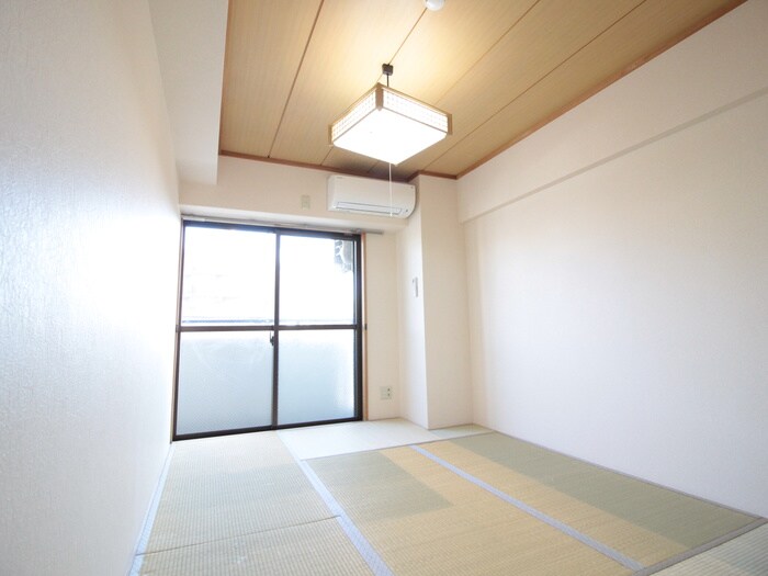 物件内観写真9　(居室)