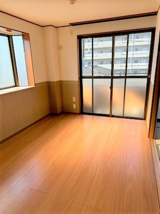 物件内観写真5　(居室)