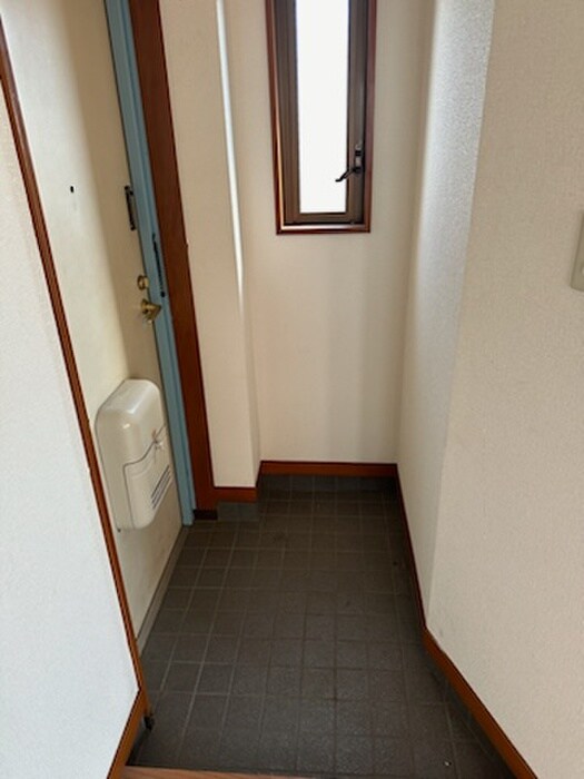 物件内観写真15　(玄関)