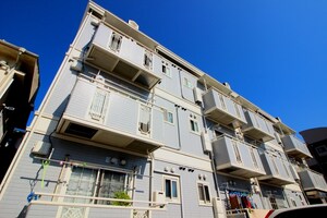 アゼリア  ７外観写真