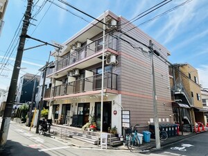 セシーズイシイ15外観写真