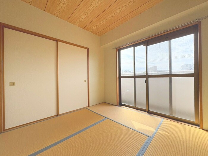 物件内観写真9　(居室)