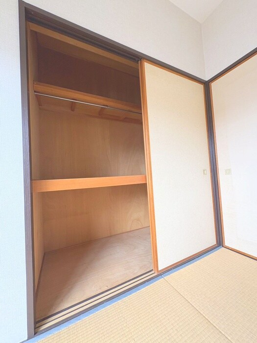 物件内観写真16　(収納)