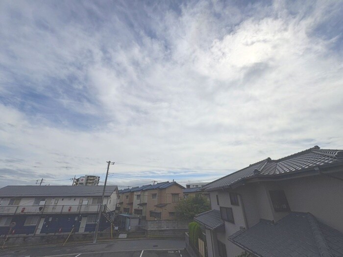 物件内観写真22　(室内からの展望)