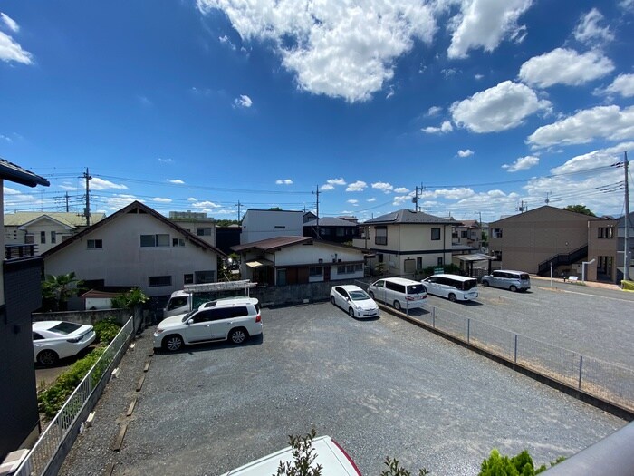 物件内観写真14　(室内からの展望)