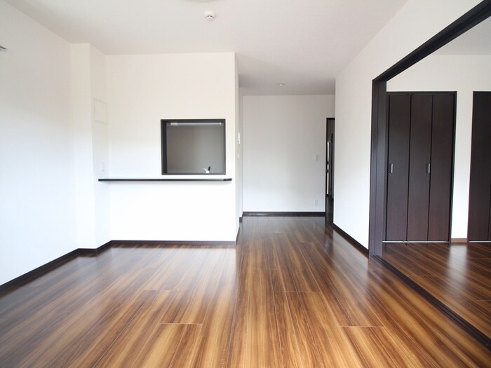 物件内観写真8　(内観写真)