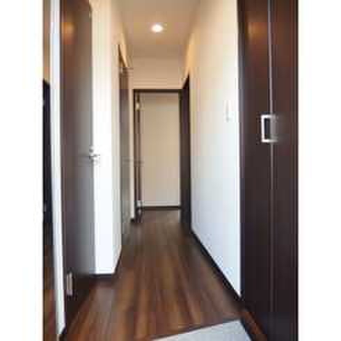 物件内観写真20　(廊下)