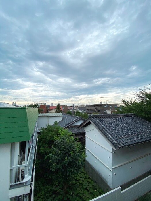 物件内観写真21　(室内からの展望)