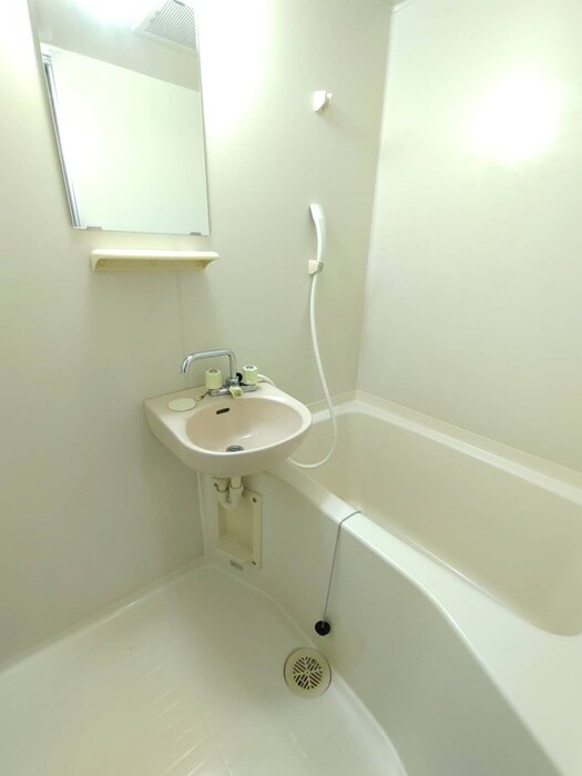 物件内観写真9　(バス／シャワールーム等)