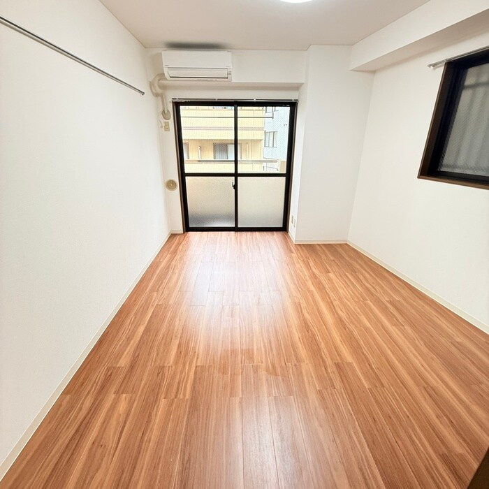 物件内観写真12　(居室)