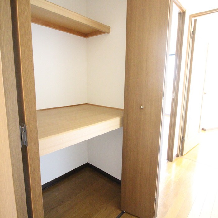 物件内観写真13　(収納)