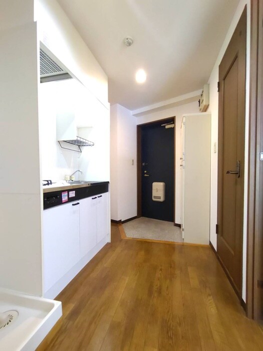 物件内観写真14　(洗濯機置場)