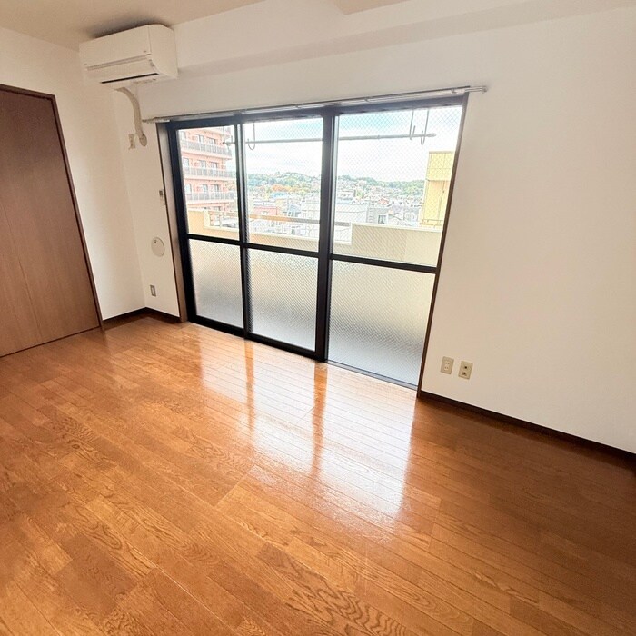 物件内観写真14　(居室)