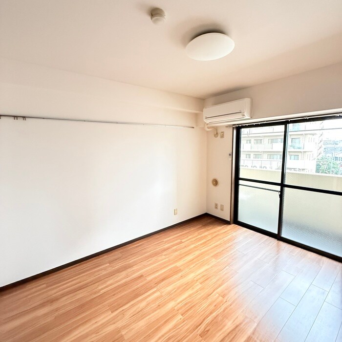 物件内観写真14　(居室)